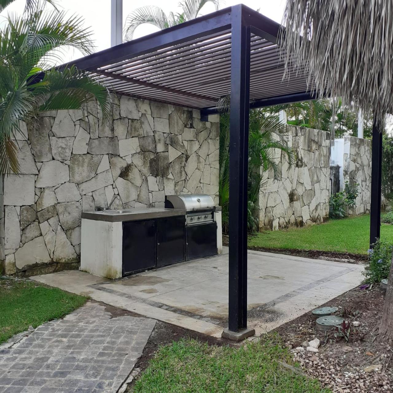 Travel Hotel